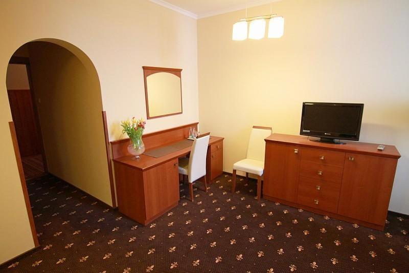 Restauracja Noclegi Ruczaj Nowy Targ Εξωτερικό φωτογραφία